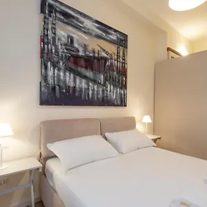 Daire Royal - Centro Brera, Milano